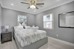 2 bedrooms - Cozy 2/1 in Miami & Midtown (Miami)