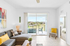 Smart TV, Netflix, streaming services