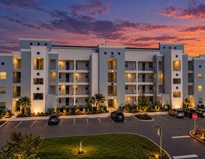 Storey Lake Resort Orlando Disney Waterpark 3150 Building - 3150-106 Resort Pool View Disney Universal Orlando (Kissimmee)