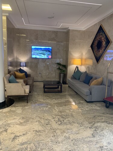 OMEDEL LUXURY