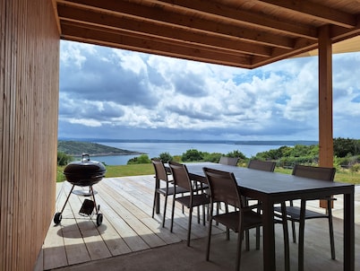 Villa Avec Piscine Intérieure et vue mer Sauvage