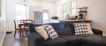 Pet Friendly - Fenced Yard - No Cleaning Fee
