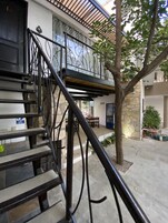 Escaleras con baranda