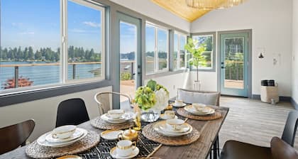 Casa Cielo NEW! Steilacoom Lakefront Retreat