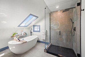 Bathtub, hair dryer