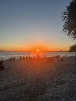 Sun-loungers, beach towels