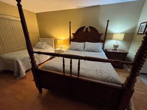 1 Schlafzimmer, Bügeleisen/Bügelbrett, kostenloses WLAN, Bettwäsche