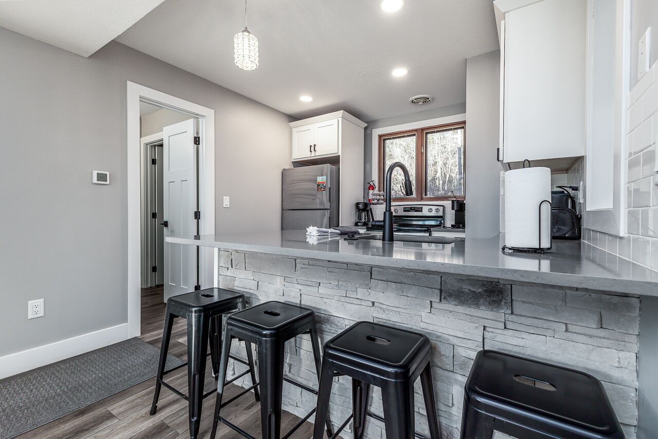 冰箱、微波炉、烤箱、炉灶