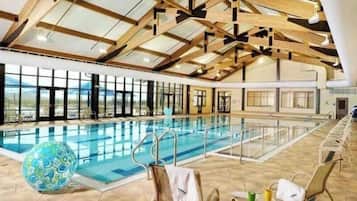 Indoor pool, outdoor pool