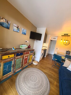 TV, foosball, table tennis, books