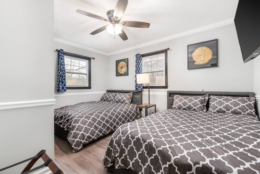 2 bedrooms, iron/ironing board, travel crib, WiFi