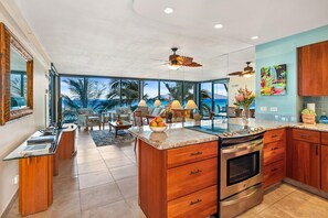 Apartment | 1 bedroom, Internet - Mahana 307 in Lahaina (Lahaina)