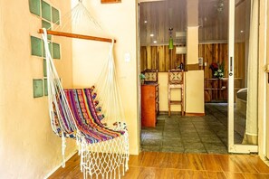 Unclassified image, 5 of 19, button