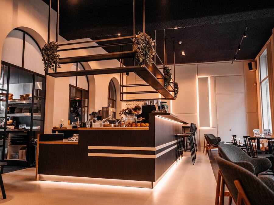 Bar (en la propiedad)