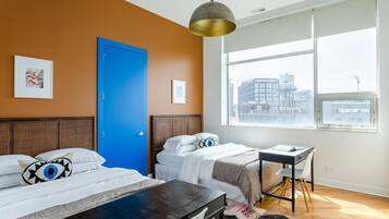 4 bedrooms, desk, iron/ironing board, travel crib