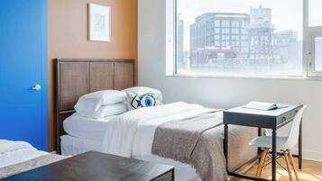 4 bedrooms, desk, iron/ironing board, travel crib