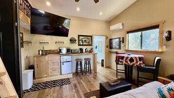 2 camere, ferro/asse da stiro, Wi-Fi gratuito, lenzuola