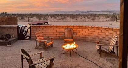 Sun Runner - Serene desert home w/pool & hot tub