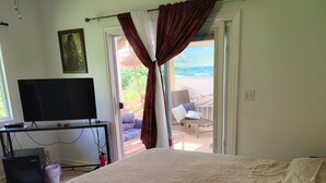 Junior Studio Suite | Premium bedding, WiFi (free), bed sheets - Hoomaikai Blessing's (Keaau)