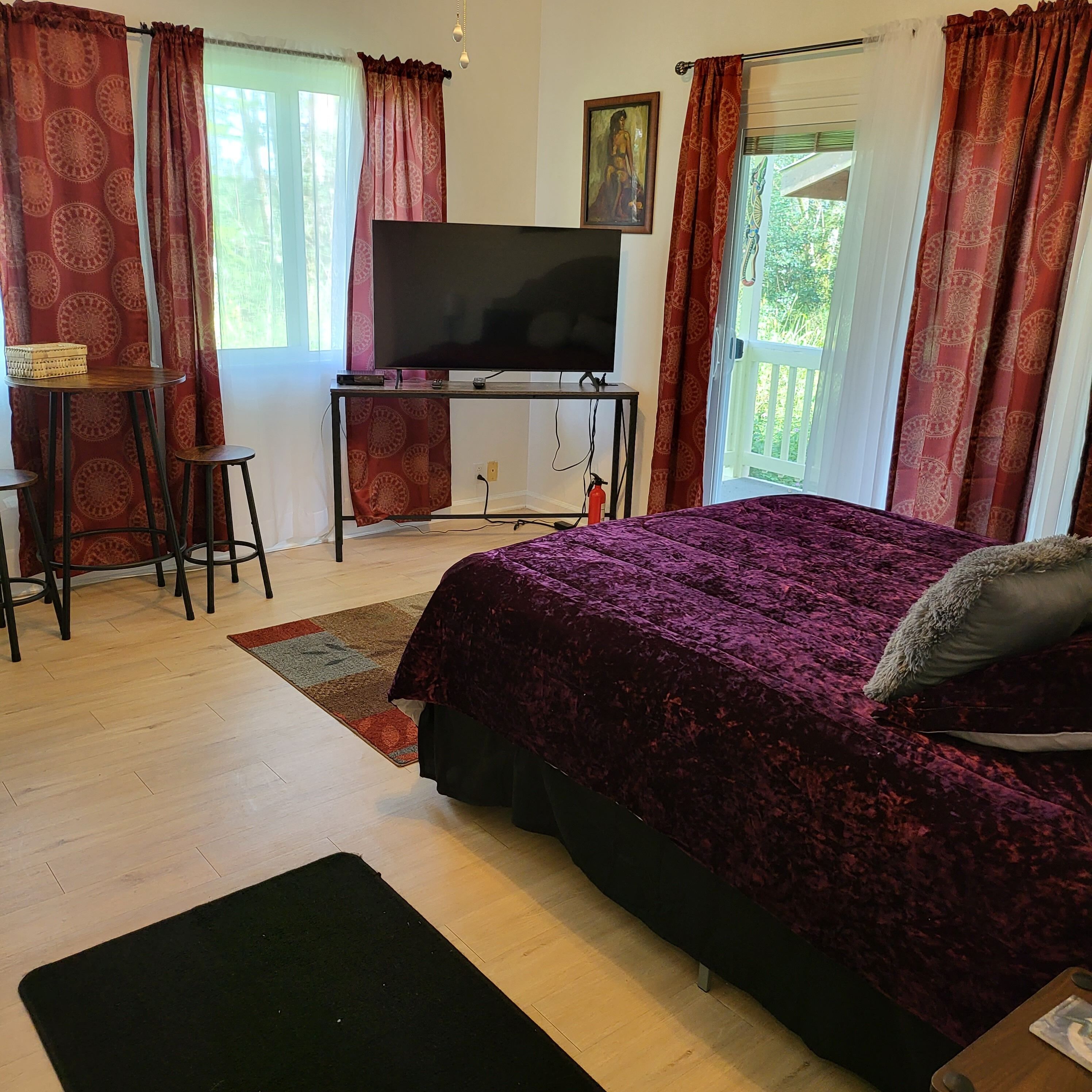 Junior Studio Suite | Premium bedding, free WiFi, bed sheets