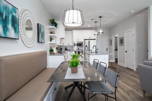 Dining - 3 Bedroom Townhome in the heart of downtown Gilbert, AZ - Lot 30 (Gilbert)