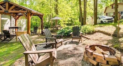 4PelicansOhio: Relaxing Cabin Near Leesville Lake ~Pets Welcome~ 2 Queens & 1F
