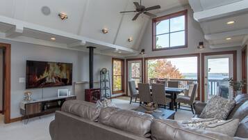 Smart TV, fireplace, foosball, table tennis