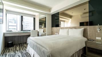 Standard Double Room | Premium bedding, down comforters, Select Comfort beds, desk