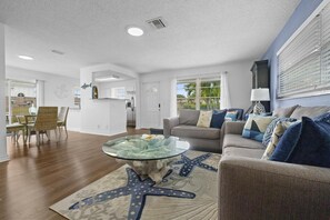 Smart TV, lettore DVD, libri