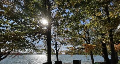 Cottages on Sand Lake - The Lazy Lakehouse