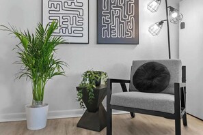 Interior - Modern B an W Inspired Apt in heart of Tampa Bay (Tampa)