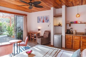 2 bedrooms, Internet - Beach Front Earth Suites #1 (Playa Guiones)