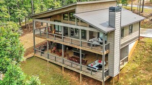 Exterior - Summer Cabin! Sleeps 8 + Hot Tub! (Ellijay)