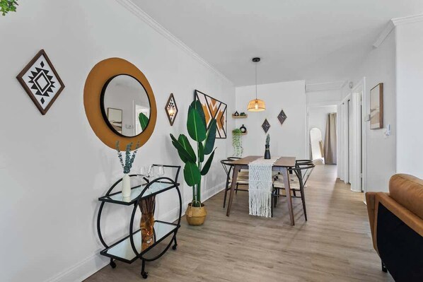 Interior - Boho Inspired Apt in the heart of Tampa Bay! (Tampa)