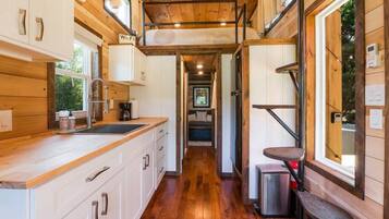 Refrigerador y parrilla de estufa