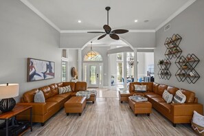 TV, caminetto, impianto stereo, studio