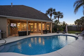 Pool - Beach 2 Blocks, Private Resort Pool,2GolfCarts, 5Bdrms, Hot Tub,3Baths (Port St. Joe)