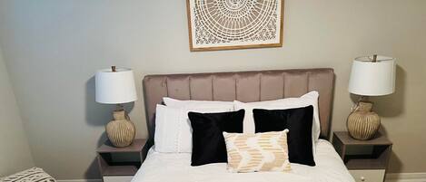 2 室のベッドルーム、WiFi