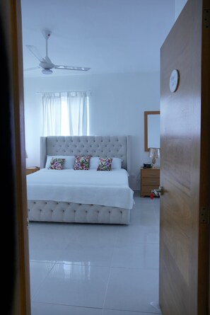 3 habitaciones y caja de seguridad en la habitación 