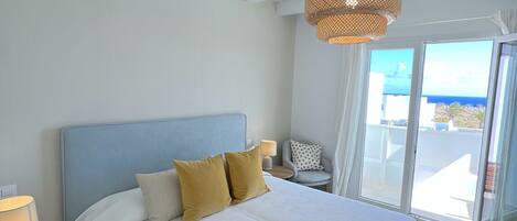 2 slaapkamers, een strijkplank/strijkijzer, reisbedje, gratis wifi