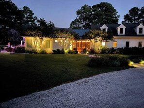 Exterior - Thorneton Point Estate (Easton)
