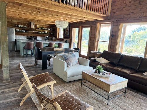 Log Cabin with the Best Views of the Little Red River