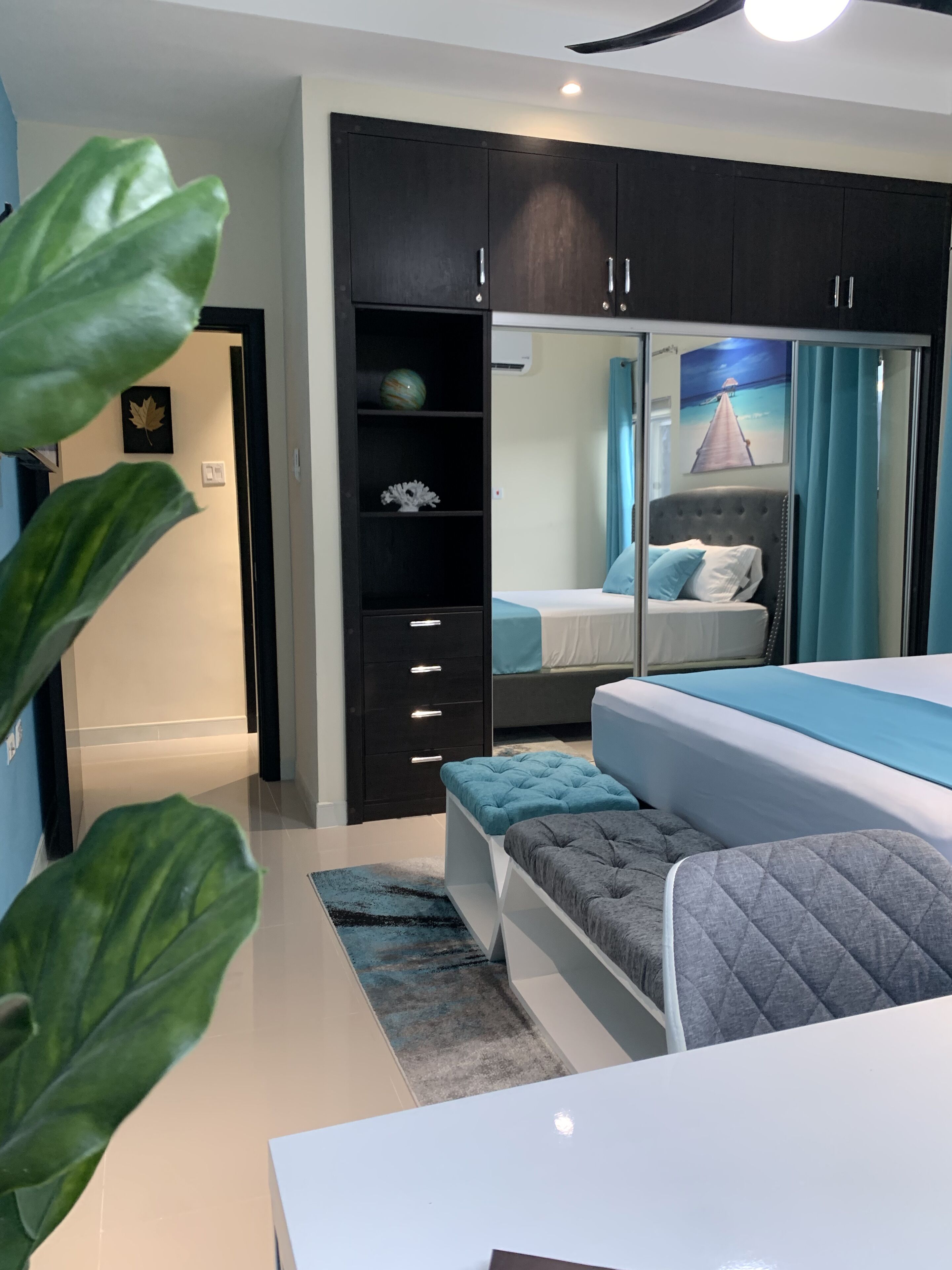 3 chambres, bureau, fer et planche à repasser, Wi-Fi gratuit