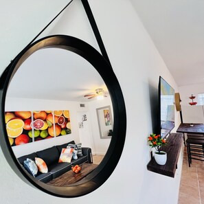 Deluxe Apartment | 2 bedrooms, soundproofing, iron/ironing board, free WiFi - Coco Bay Condos (Fort Lauderdale)