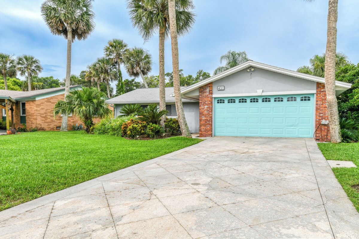 Photo 8 of Blue Heron - Amazing Backyard and Heated Pool, Near Beach & Historic Downtown