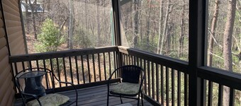 Saluda Mountain Escape: Pet-Friendly, Sleeps 4