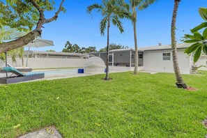 Alberca infinita y alberca climatizada