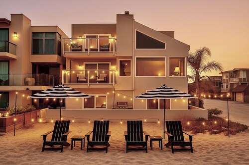 Luxury 6 bedroom Oceanfront Hollywood Beach Mansion
