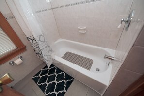 وحدات دش مع أحواض استحمام