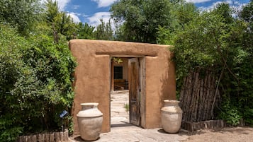 House (1 Bedroom) | Property amenity